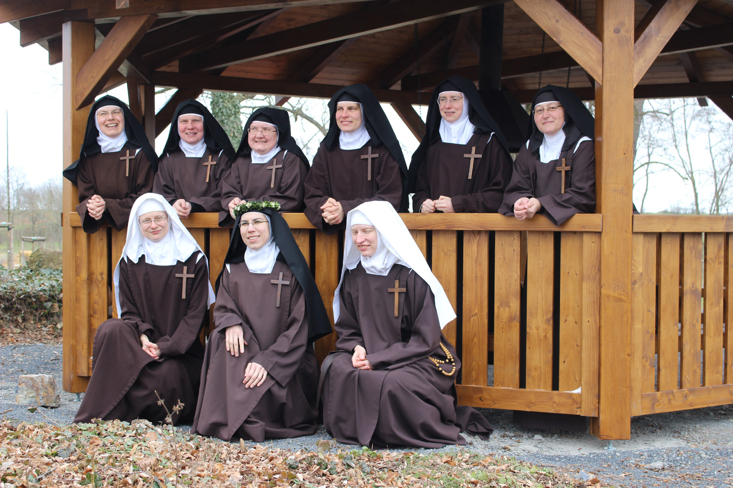 REPÚBLICA CHECA: Apoio básico para as Irmãs Carmelitas Descalças em Praga