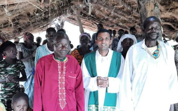 CAMARÕES E CHADE: Ajuda para a formação de 28 seminaristas dos Missionários de São Francisco de Sales