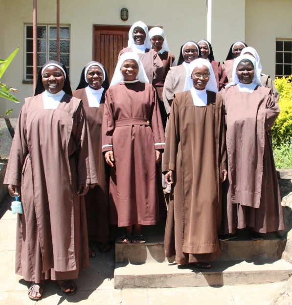 MALAWI: um veículo para as Irmãs Carmelitas em Zomba
