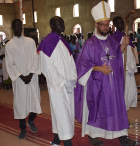 SUDÃO SUL: “Apesar da presença de tantas armas” é possível o “caminho da paz”, afirma o novo Bispo de Rumbek
