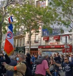 FRANÇA: Procissão na cidade de Paris é interrompida após manifestantes agredirem os fiéis com socos e pontapés
