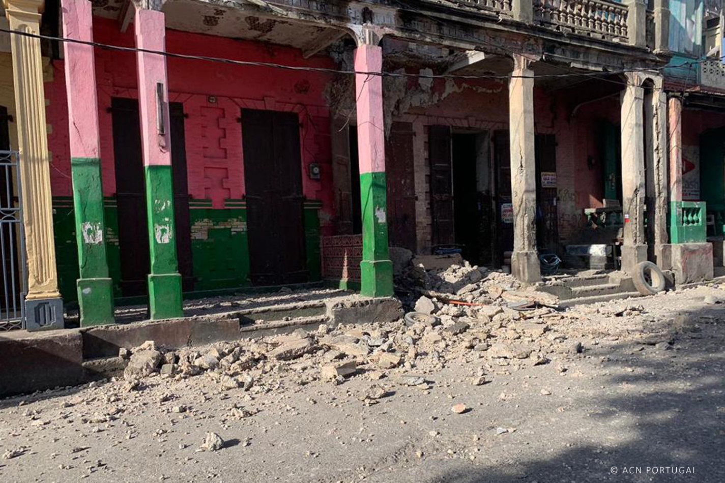 HAITI: Fundação AIS disponibiliza 500 mil euros para ajuda de emergência após o terramoto
