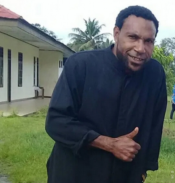 INDONÉSIA: Assassinato de seminarista na noite de Natal deixa comunidade cristã em estado de choque