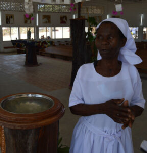 MOÇAMBIQUE: Maria preparou-se durante sete anos para ser baptizada em Matibane