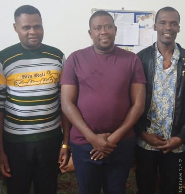NIGÉRIA: Foram libertados, ao fim de 48 horas, os três seminaristas raptados na Diocese de Kafanchan