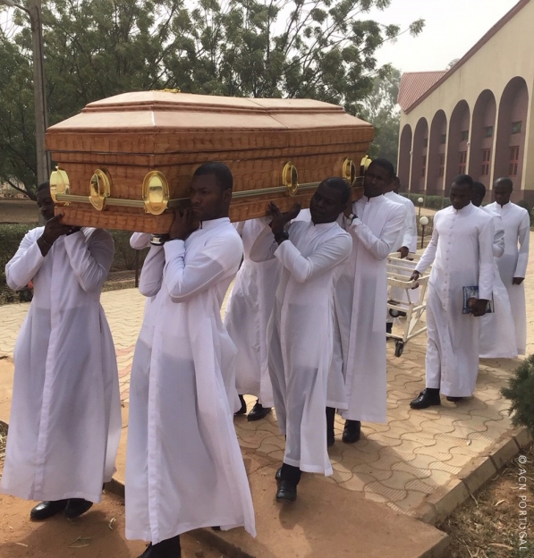 NIGÉRIA: O país mais populoso de África “está em guerra”, diz Bispo de Kaduna face à onda de violência que afecta tudo e todos