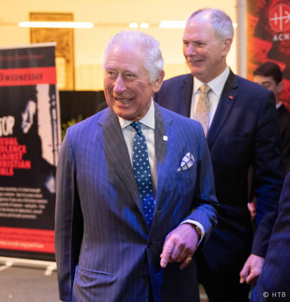 REINO UNIDO: Príncipe Carlos encontra-se com vítimas de perseguição religiosa em encontro promovido pela Fundação AIS
