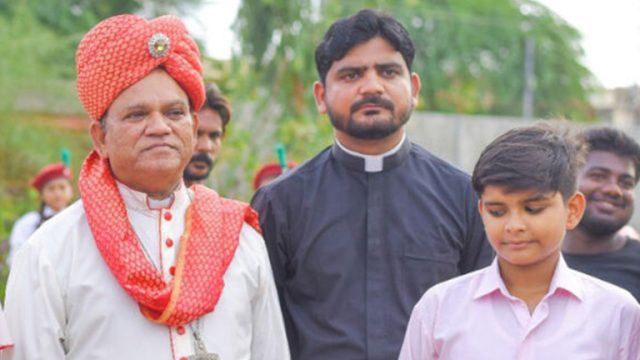 PAQUISTÃO: Bispo de Hyderabad pede ajuda por causa das desastrosas inundações que estão a afectar o país