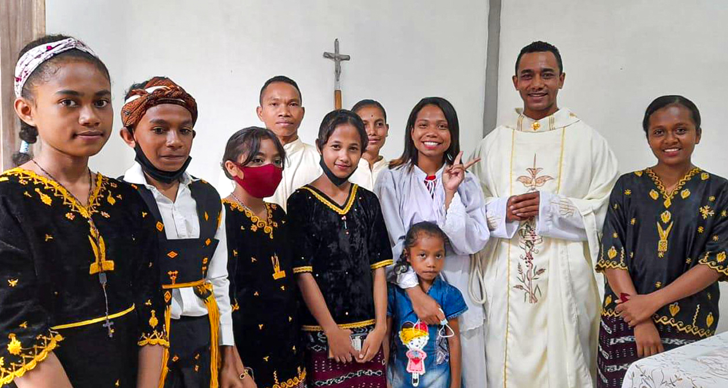 INDONÉSIA: Estipêndios de Missa para sacerdotes carmelitas no país