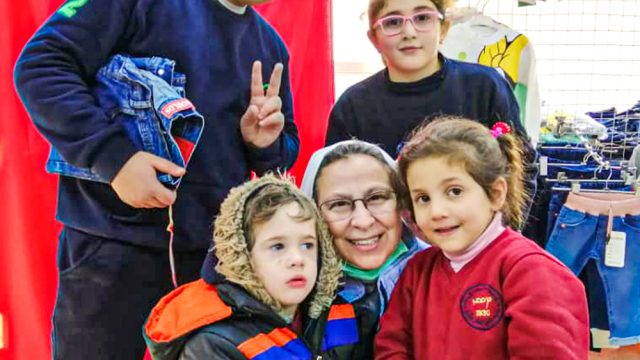 SÍRIA: Roupa de Inverno para mais de 30.000 crianças