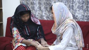 PAQUISTÃO: Família consegue libertar jovem cristã, de 14 anos, raptada e forçada a converter-se ao Islão