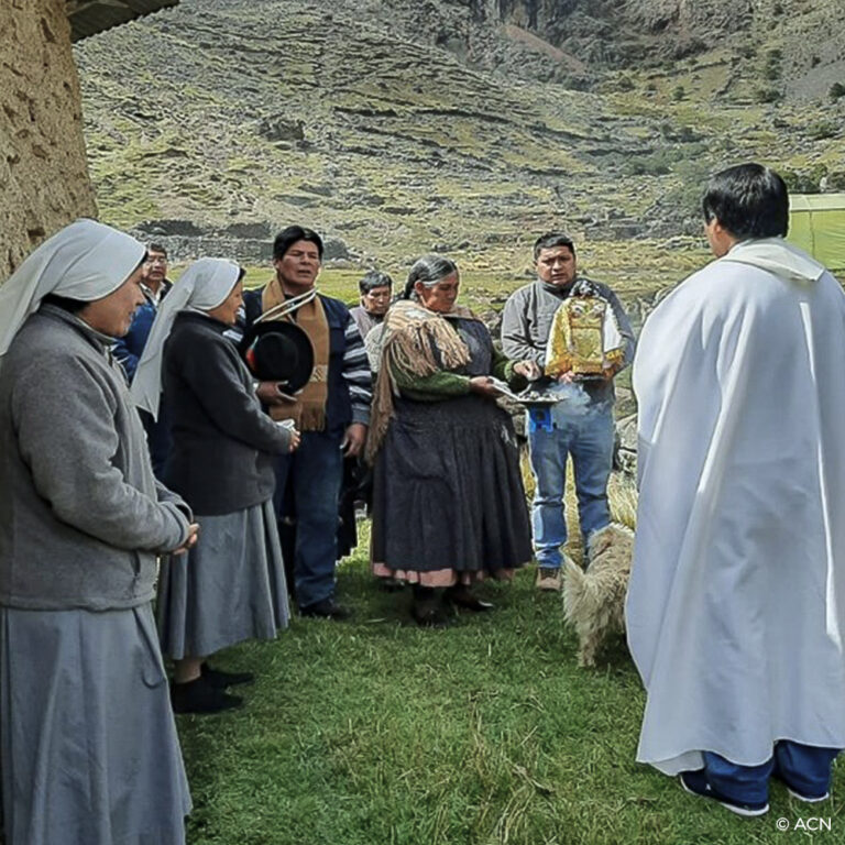 BOLÍVIA: Uma casa para religiosas nos Andes