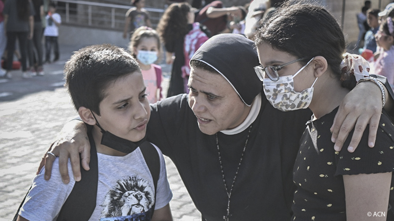 TERRA SANTA: “Neste momento, só temos Deus”, desabafa Irmã Nabila Saleh, apelando à paz e à ajuda para a Faixa de Gaza