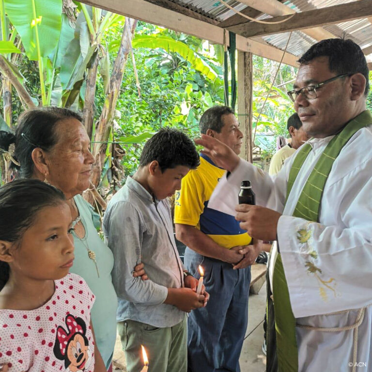PERU: Estipêndios de Missa para padres do vicariato apostólico de Yurimaguas