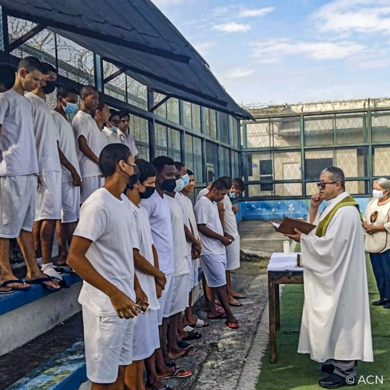 EQUADOR: Apoio à pastoral dos presos na Arquidiocese de Guayaquil