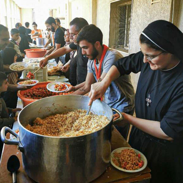 LÍBANO: Ajuda aos deslocados de Baalbek